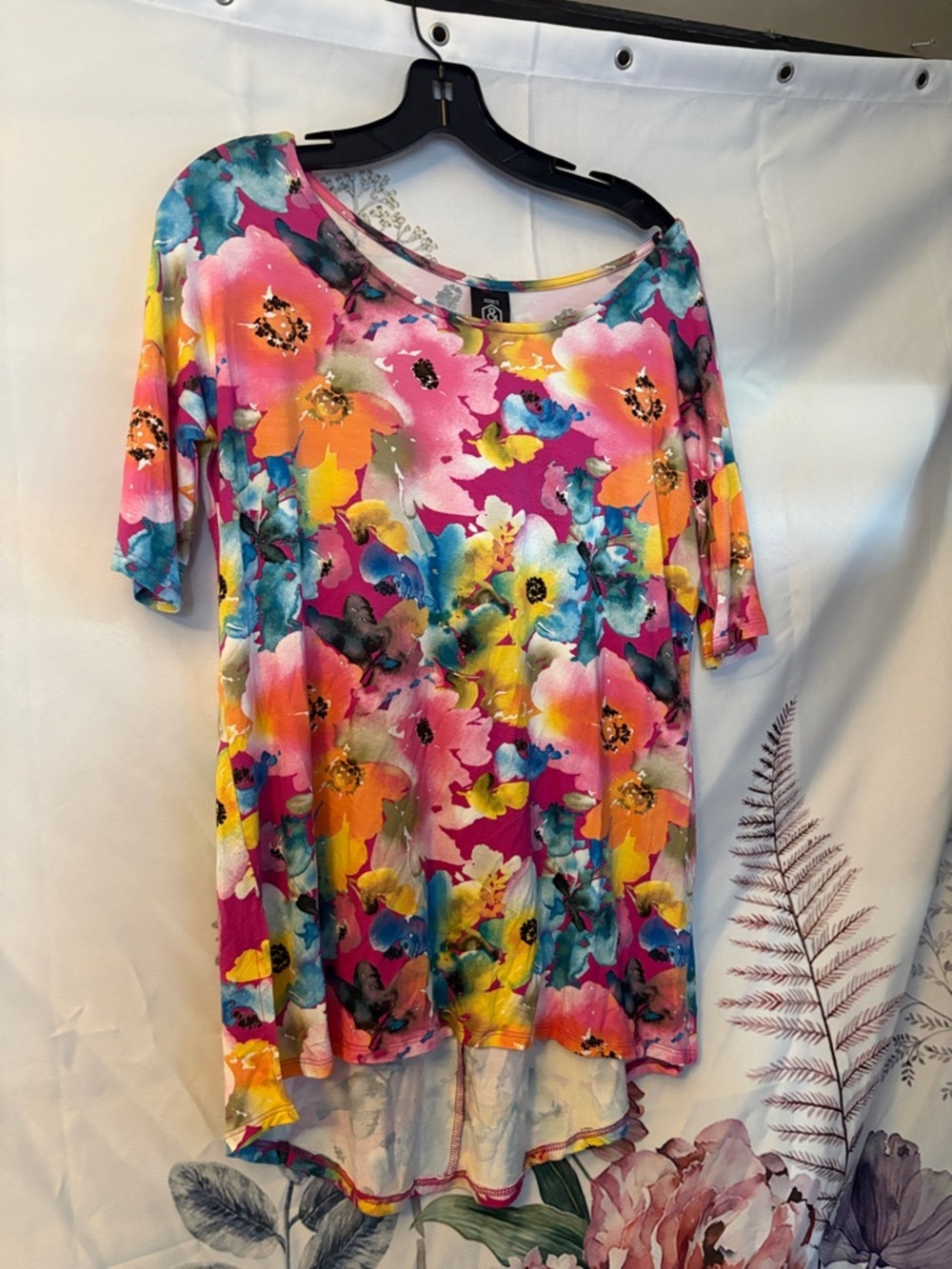 Agnes & Dora Multicolor Floral Neckline Tee in Pink, Teal, Yellow, Green